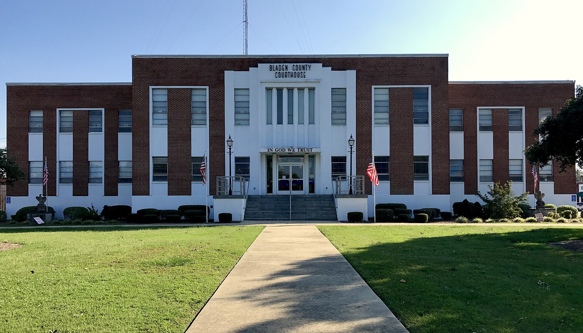 Courthouse — Bladen County