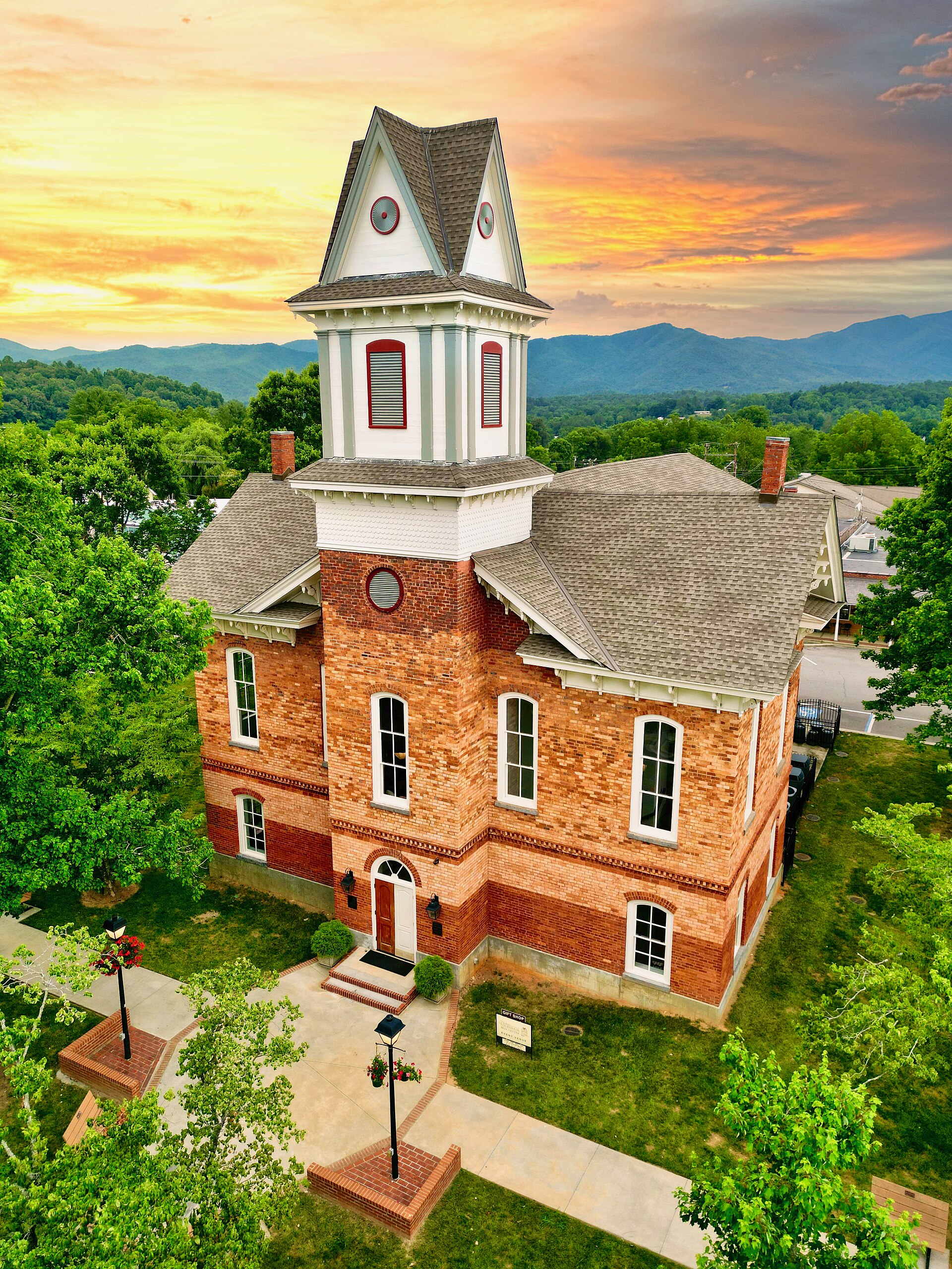 Historic view — Clay County