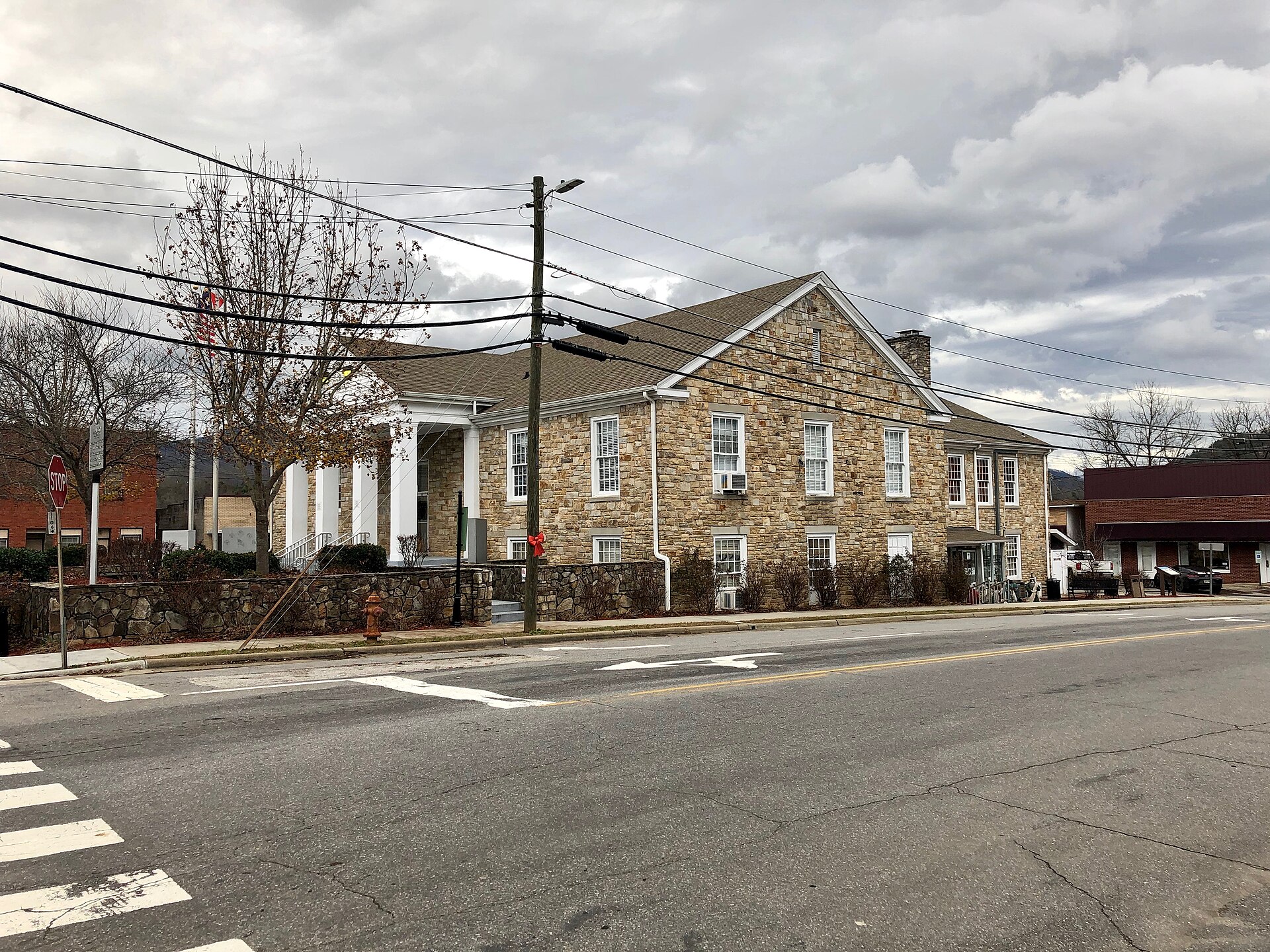 Courthouse — Graham County