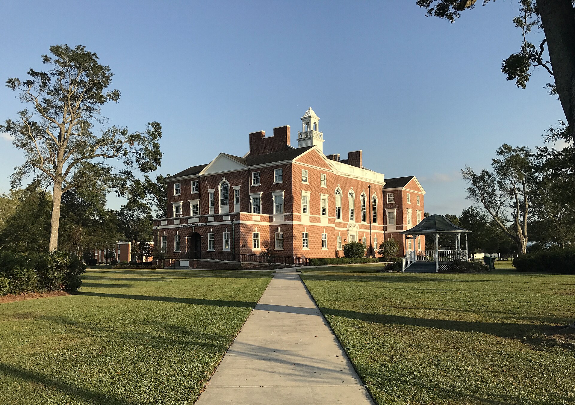 Courthouse — Pender County