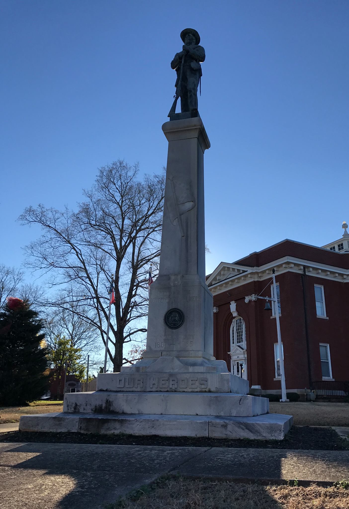 Courthouse — Warren County